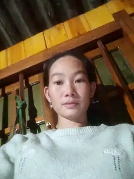 Snapshot of gio-thu chatting on October 25, 2025, 2:28 pm gio-thu online show from October 25, 2025, 2:28 pm