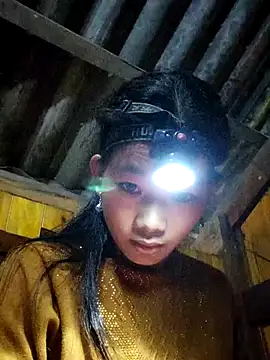 Snapshot of gio-thu chatting on November 8, 2025, 4:38 am gio-thu online show from November 8, 2025, 4:38 am