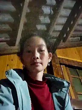 Snapshot of gio-thu chatting on October 9, 2025, 6:19 pm gio-thu online show from October 9, 2025, 6:19 pm