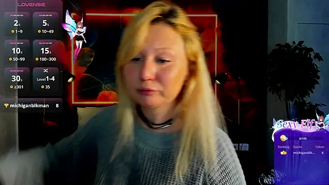 Snapshot of scent__of_woman chatting on April 14, 2026, 1:43 am scent of woman online show from April 14, 2026, 1:43 am
