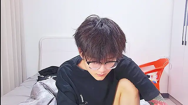Snapshot of KK-cuteboy chatting on June 25, 2026, 12:32 pm KK-cuteboy online show from June 25, 2026, 12:32 pm