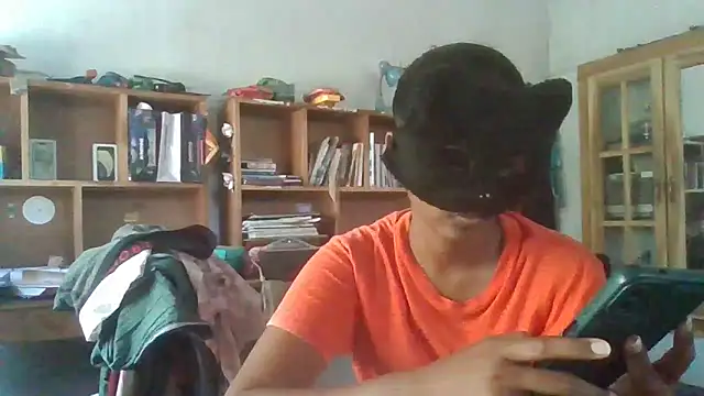 Nora-2003 online show from March 31, 2026, 7:21 am