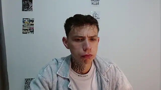 hot teo  online show from December 16, 2025, 9:57 am