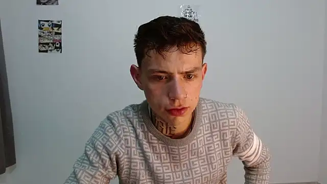 hot teo  online show from December 18, 2025, 9:47 am