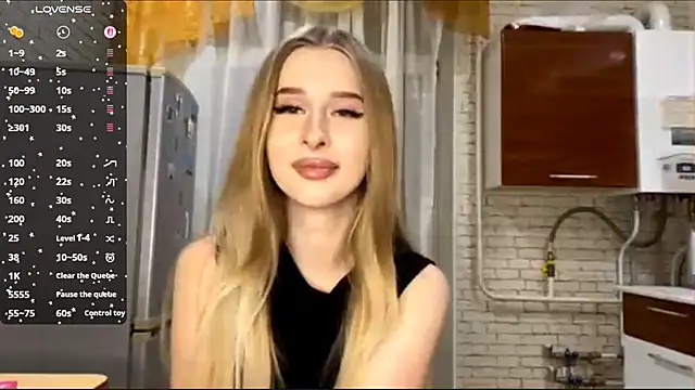 Snapshot of RosalindSherlock chatting on October 22, 2025, 8:30 pm RosalindSherlock online show from October 22, 2025, 8:30 pm