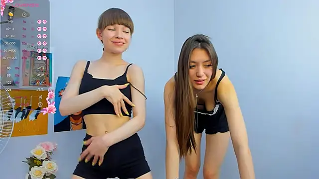 Snapshot of PearlMystic chatting on October 26, 2025, 8:59 am PearlMystic online show from October 26, 2025, 8:59 am