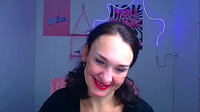 Rosie Rosee online show from February 6, 2026, 12:45 pm