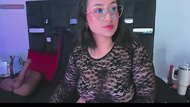 Snapshot of SussySunny_ chatting on April 15, 2026, 4:07 am SussySunny online show from April 15, 2026, 4:07 am