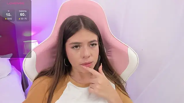 Snapshot of Juana_miel chatting on April 11, 2026, 7:50 pm Juana miel online show from April 11, 2026, 7:50 pm