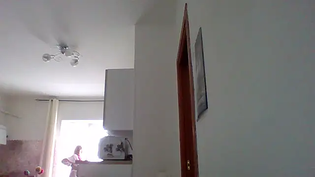 Loryneth online show from March 5, 2026, 11:07 am