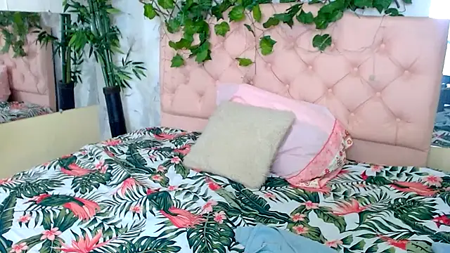 zara cute online show from March 20, 2026, 12:28 pm