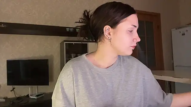 VelvetNote online show from November 5, 2025, 1:03 pm