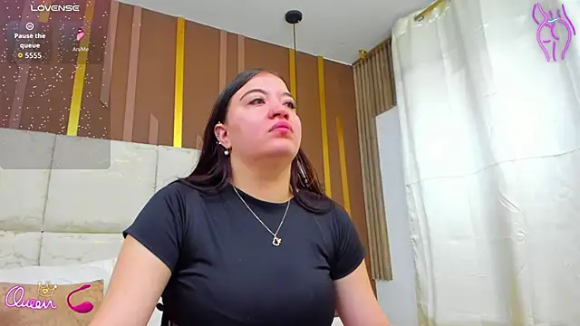 Snapshot of AmbarGills chatting on April 1, 2026, 1:01 pm AmbarGills online show from April 1, 2026, 1:01 pm