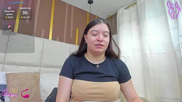 Snapshot of AmbarGills chatting on April 11, 2026, 12:53 pm AmbarGills online show from April 11, 2026, 12:53 pm