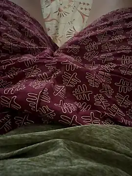 Snapshot of dickmaster8782 chatting on April 4, 2026, 7:15 am dickmaster8782 online show from April 4, 2026, 7:15 am