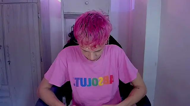 tylernova online show from November 30, 2025, 3:51 am