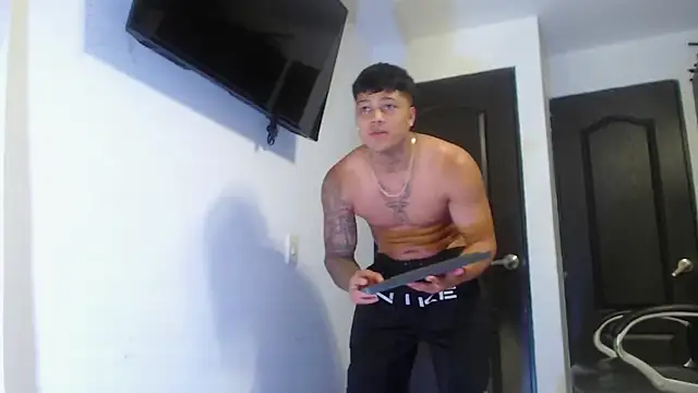 Boyhot 00 online show from October 21, 2025, 1:16 am