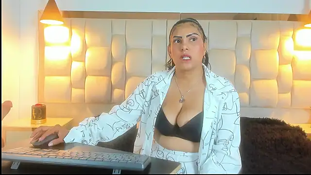 Snapshot of Barbbara_sweett chatting on November 15, 2025, 7:29 pm Barbbara sweett online show from November 15, 2025, 7:29 pm