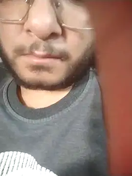 Snapshot of BigBoyFromCHD chatting on November 30, 2025, 7:42 am BigBoyFromCHD online show from November 30, 2025, 7:42 am