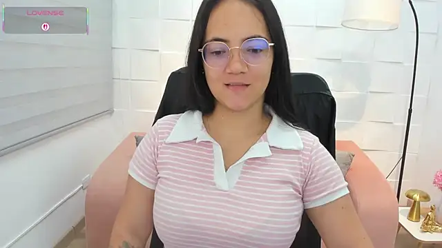 Snapshot of Sasha_Grace chatting on May 16, 2026, 12:48 pm Sasha Grace online show from May 16, 2026, 12:48 pm