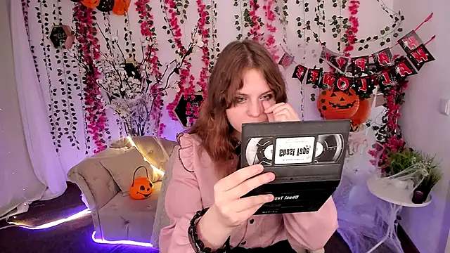 Ame Chan online show from October 18, 2025, 2:08 pm