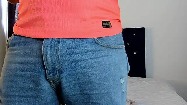 LoganRyder online show from November 25, 2025, 2:28 pm