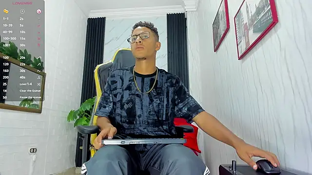 Yeps pluss online show from November 1, 2025, 9:19 pm