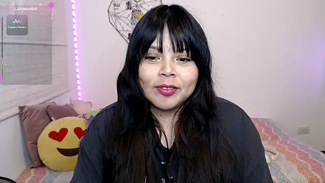 EllieMoonX online show from June 5, 2026, 11:54 pm