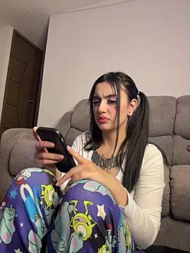 Snapshot of Lucy_699 chatting on March 5, 2026, 6:21 am Lucy 699 online show from March 5, 2026, 6:21 am