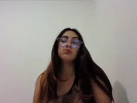 Snapshot of Mar_00c chatting on October 27, 2025, 4:57 am Mar 00c online show from October 27, 2025, 4:57 am