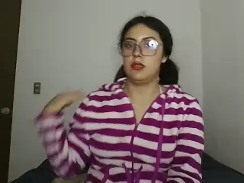 Snapshot of Mar_00c chatting on October 14, 2025, 6:47 am Mar 00c online show from October 14, 2025, 6:47 am