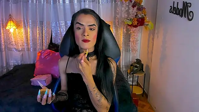 ZAMMIRA online show from November 8, 2025, 5:33 am