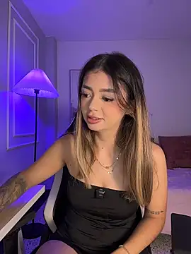 Snapshot of HoneyMollyX chatting on March 31, 2026, 1:02 pm HoneyMollyX online show from March 31, 2026, 1:02 pm