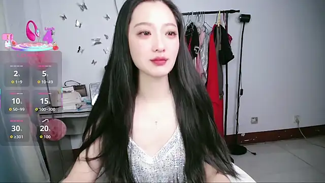 jiangjiangas online show from November 29, 2025, 10:04 am