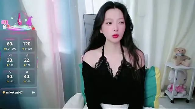 jiangjiangas online show from February 3, 2026, 5:49 am