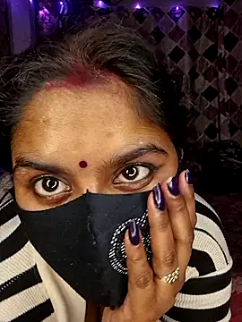 Sweet-Maddlina online show from December 22, 2025, 11:43 am