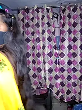 Sweet-Maddlina online show from April 15, 2026, 5:24 am