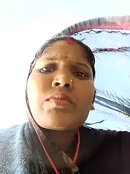 Hot hat online show from October 19, 2025, 2:58 am