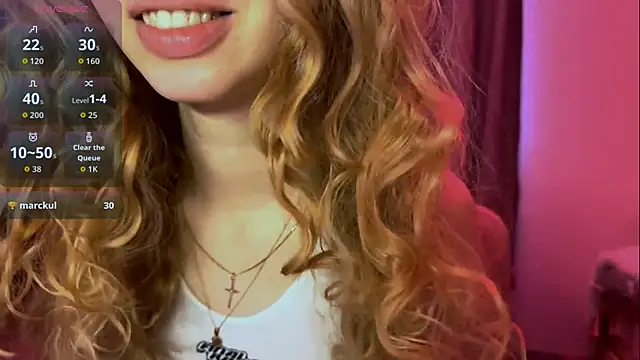 LunaCrave online show from December 14, 2025, 10:21 am