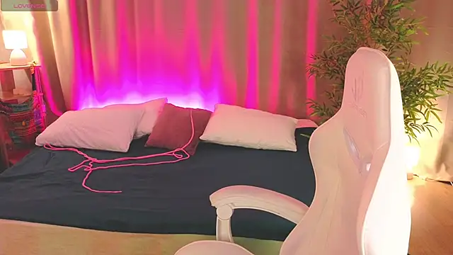 Rene Shine online show from March 11, 2026, 5:07 pm