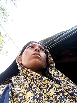 Cutsedi3 online show from November 7, 2025, 11:15 am