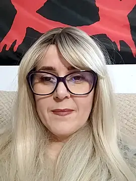 Amelialove42 online show from January 16, 2026, 6:34 pm