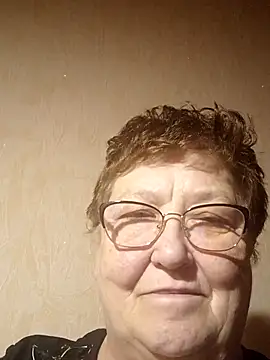 Katherine735 online show from April 19, 2026, 2:01 am