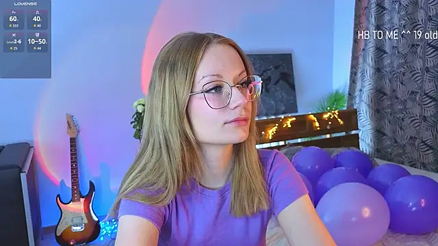 Snapshot of Edlin_gail chatting on November 15, 2025, 1:31 am Edlin gail online show from November 15, 2025, 1:31 am