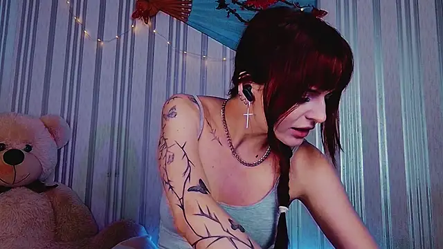 ArianaLight online show from July 10, 2026, 5:13 pm