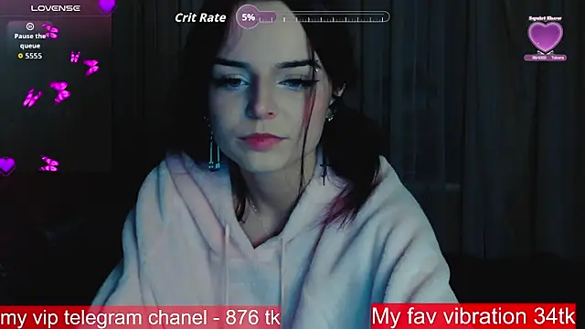 ArianaLight online show from November 12, 2025, 4:44 pm