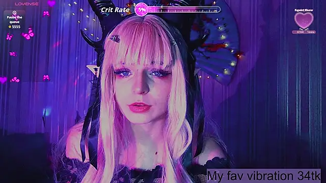 Snapshot of ArianaLight chatting on June 1, 2026, 5:12 pm ArianaLight online show from June 1, 2026, 5:12 pm