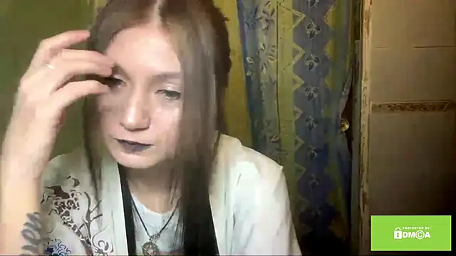 ArianeBhayani online show from November 22, 2025, 9:57 pm