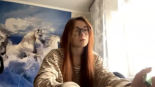 OrethaPetro online show from October 13, 2025, 7:54 am