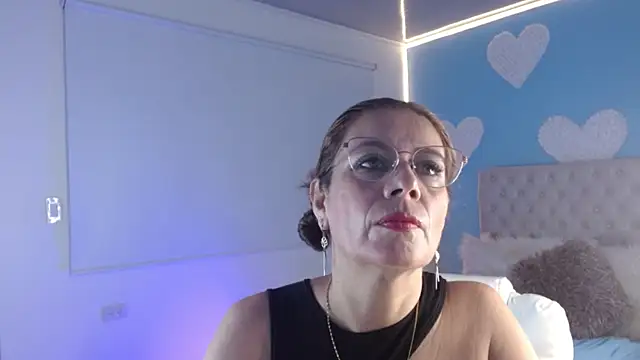 Snapshot of channelsmith_55 chatting on April 20, 2026, 1:35 pm channelsmith 55 online show from April 20, 2026, 1:35 pm